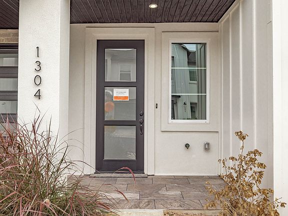 3rd image of 12001 Vista Parke Dr #1304