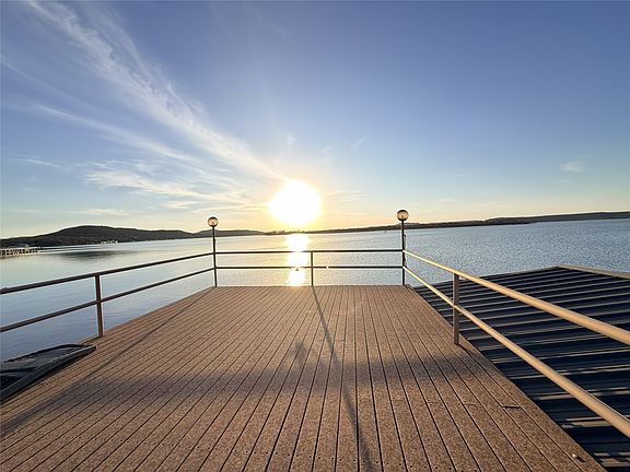 5th image of 1631 Fuller Rd