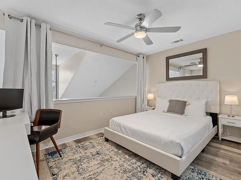 71 Woodward St #221 — Photo 12