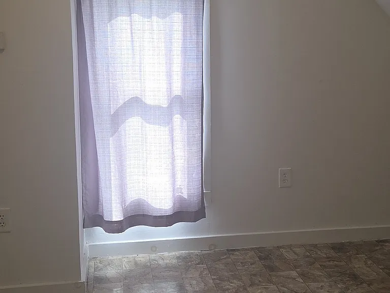 426 Poplar St #2 — Photo 18