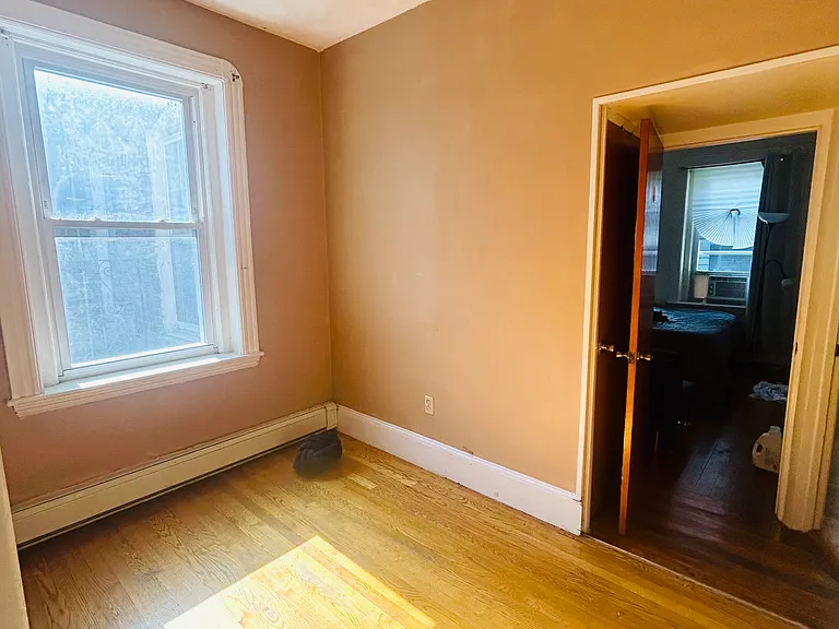 39 Cooper St #4 — Photo 11