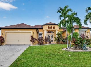 622 SW 31st St, Cape Coral, FL 33914
