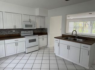 6884 NW 14th St, Fort Lauderdale, FL 33313