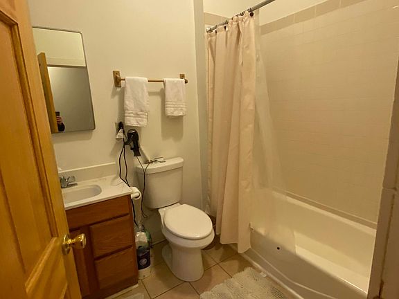 5th image of 2449 N Albany Ave #1