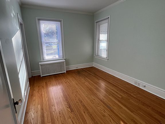 5th image of 79 Ballston Ave #1A