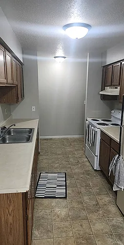 Floor plan 413 Village Drive