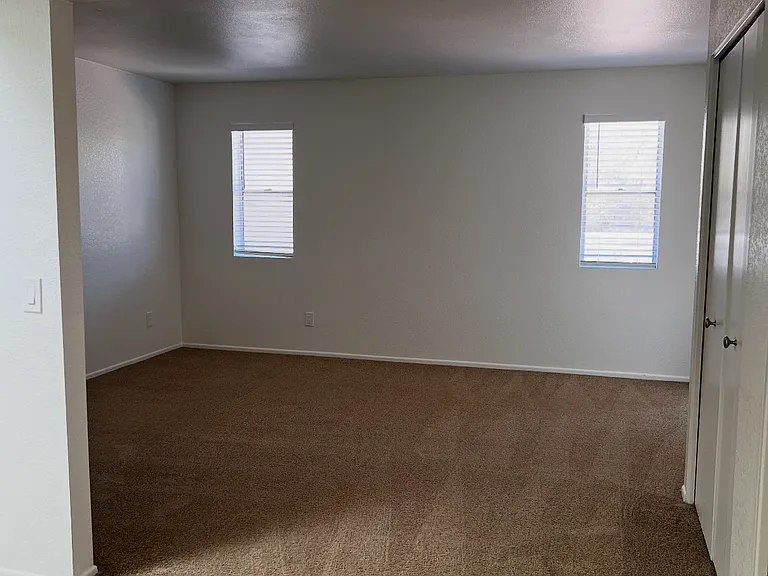 4649 N Mountain Quail Rd — Photo 17