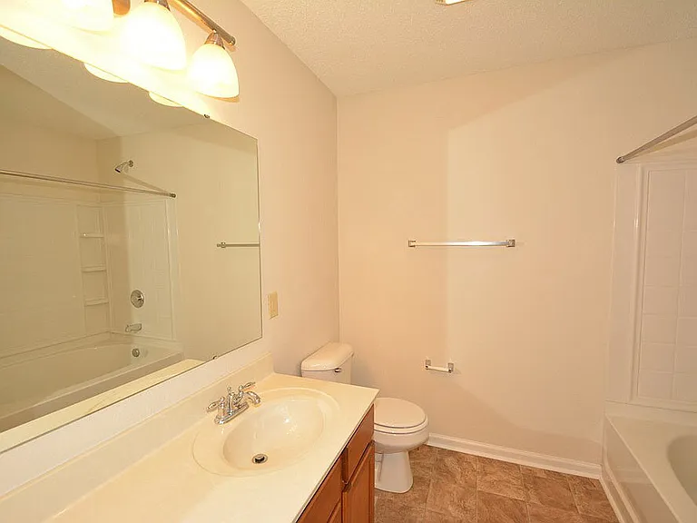 12162 Maize Dr — Photo 16