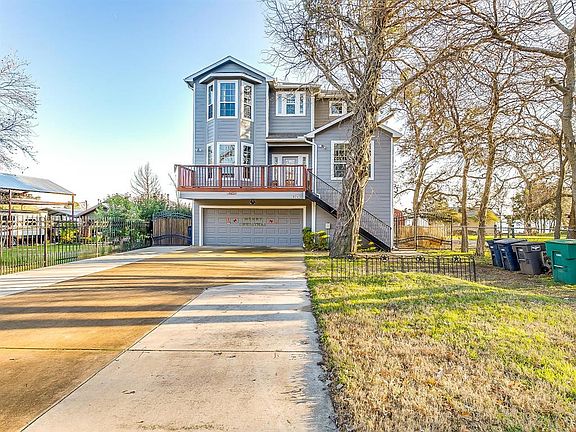 3rd image of 9241 Watercress Dr