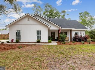 150 McQueen St, Folkston, GA 31537