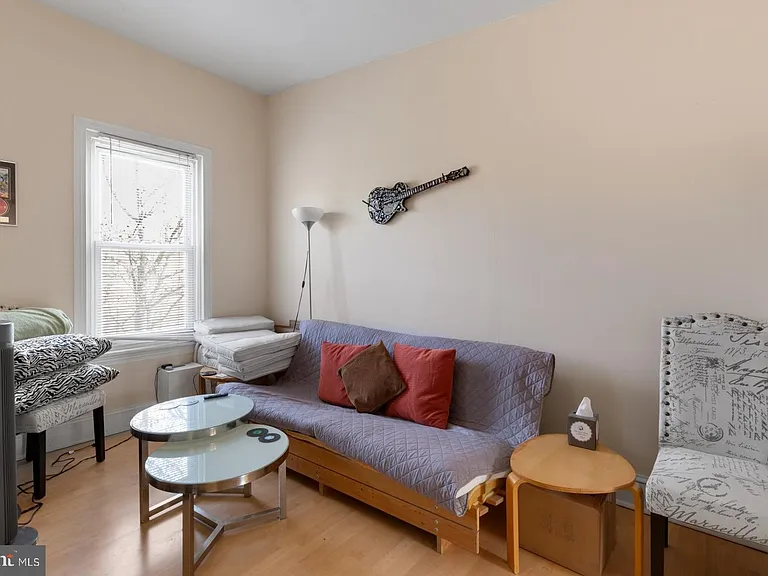 1804 Fairmount Ave #3 — Photo 2