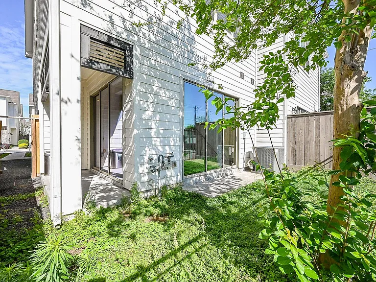 1106 Fuschia Rd — Photo 29