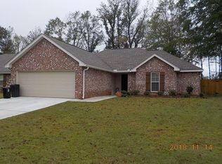 14 Covington Pl, Hattiesburg, MS 39402