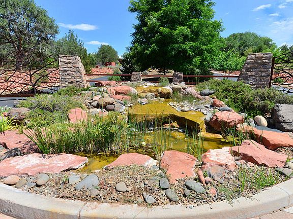 4th image of 375 Cross Creek Cir