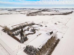 30061 E Range Road 23 #10 & 20, Mountain View County, AB T0M 0N0