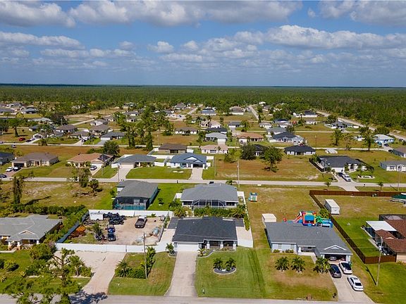 4th image of 1621 NW 28th St