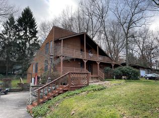 314 Big Oaks Dr, Franklin, PA 16323