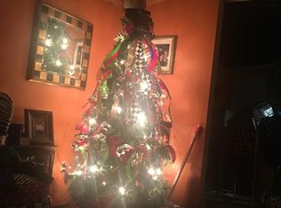 209 W Main St, Rose Hill, NC 28458