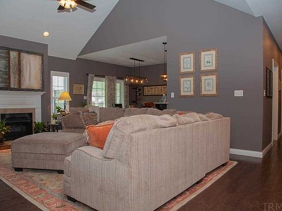 5th image of 6038 Glen Oak Ct