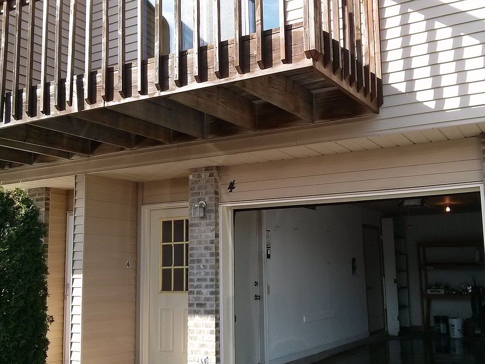 Private Entrance