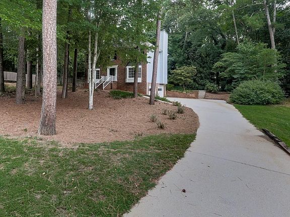 3rd image of 2089 Arrington Ct SW