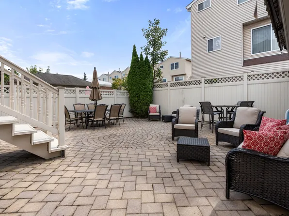 240 Alter Avenue image 36 of 40