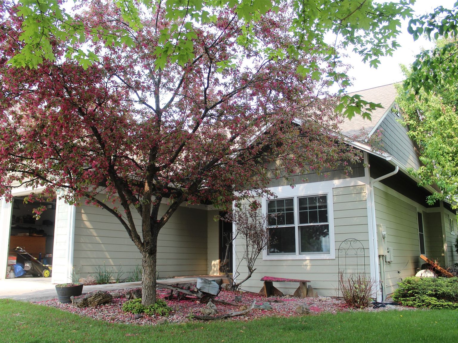 298 Montana Lndg, Polson, MT 59860 Zillow