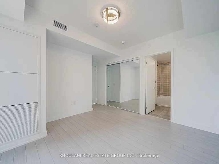 4010 Eglinton Ave W #1113 — Photo 17