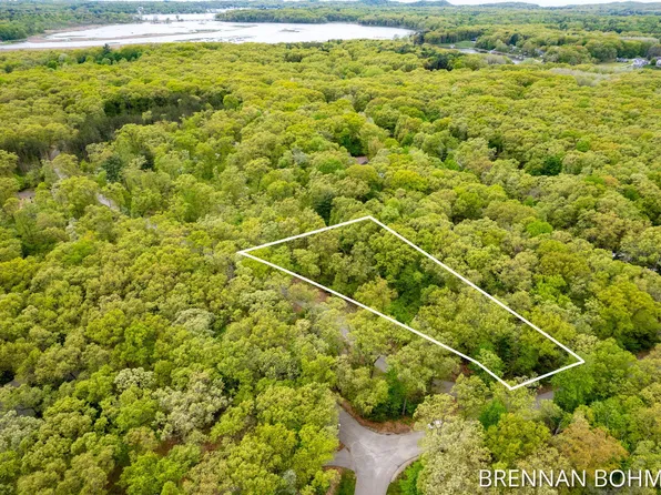 Gesh Trl Lot 1, Saugatuck, MI 49453