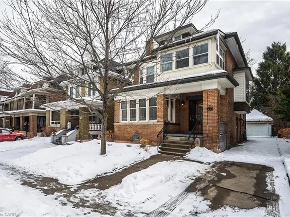 77 Proctor Blvd, Hamilton, ON L8M 2M5