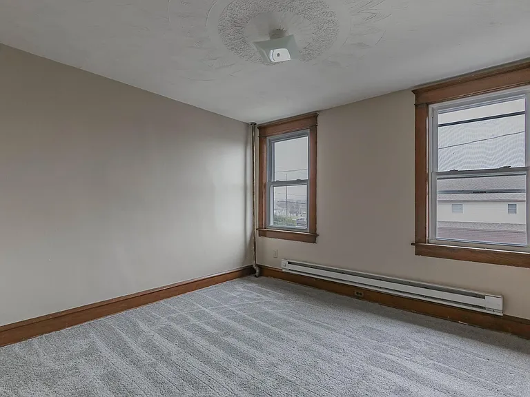 212 Taft St #2 — Photo 6