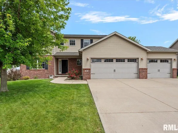 513 Northpoint Ct, Chatham, IL 62629