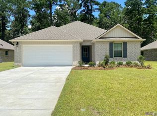 30905 Clearview Ct, Denham Springs, LA 70726