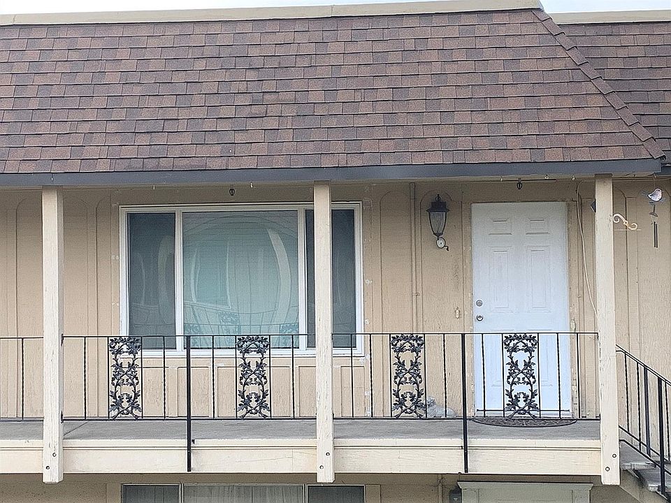 1st image of 2420 Oxford Way APT 42
