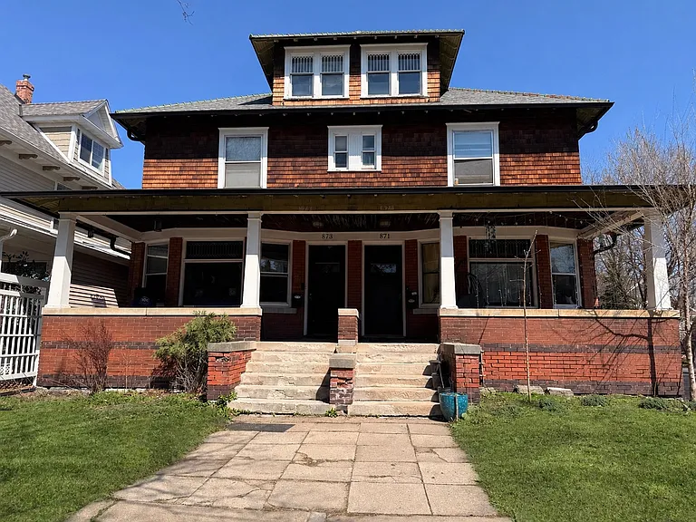 873 W Laurel Ave — Photo 1