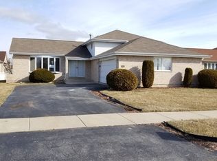 5214 Southwind Dr, Richton Park, IL 60471