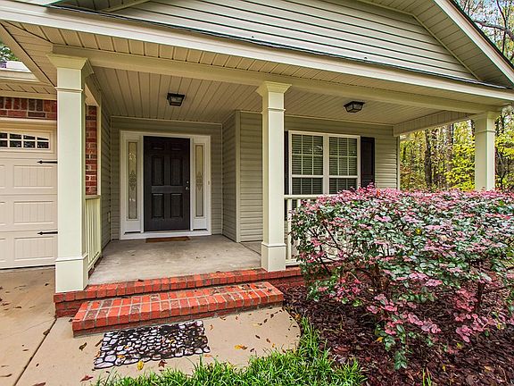 5th image of 740 Meadow Hill Dr