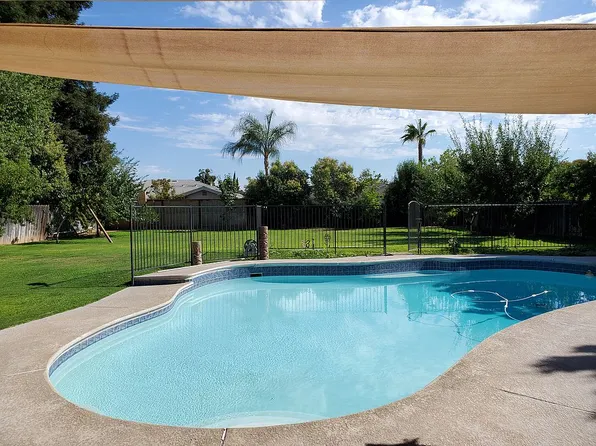 2877 E Los Altos Ave, Fresno, CA 93710