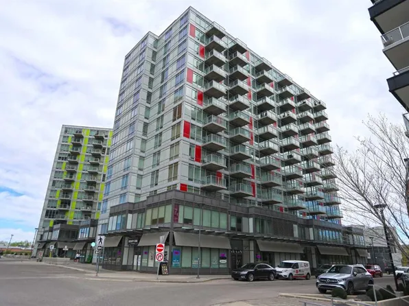 10 Brentwood Cmn NW #904, Calgary, AB T2L 2L6