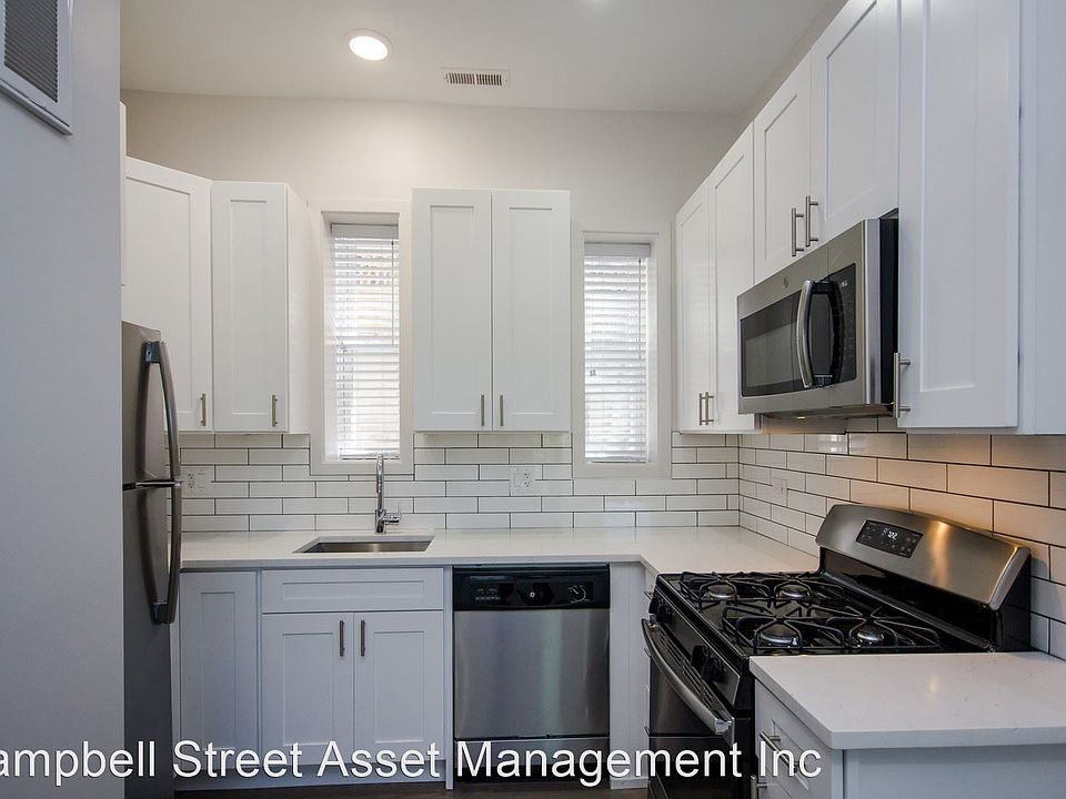 1st image of 1008-12 W 18th Pl Unit 205