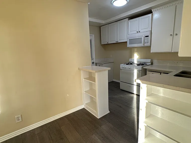 5405 Fernwood Ave — Photo 10