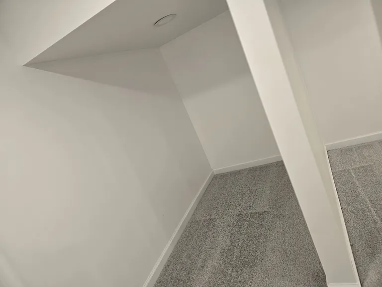 2601 Creston Pl — Photo 32