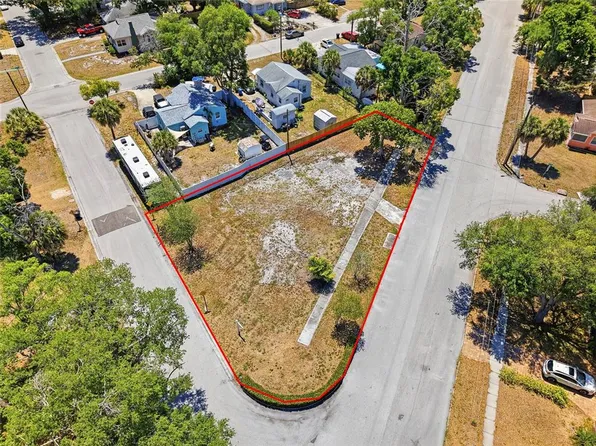 4716 Iris St N #3, Saint Petersburg, FL 33714