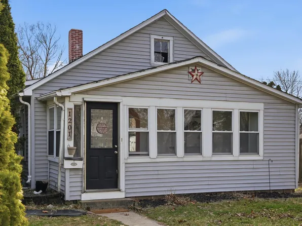 1201 14th Ave, Rock Falls, IL 61071