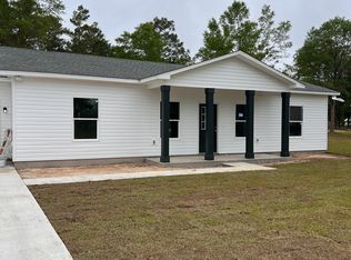 82 Raphael Rd, Defuniak Springs, FL 32433