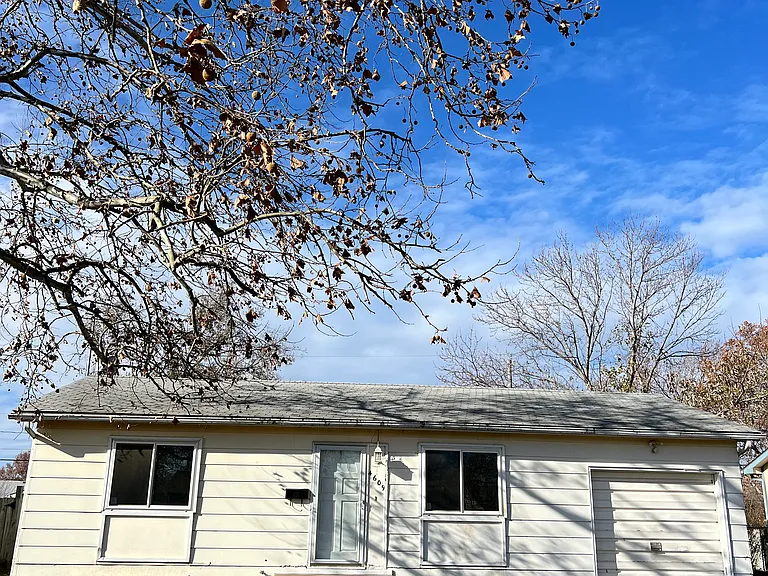4609 S Fern Ave — Photo 15
