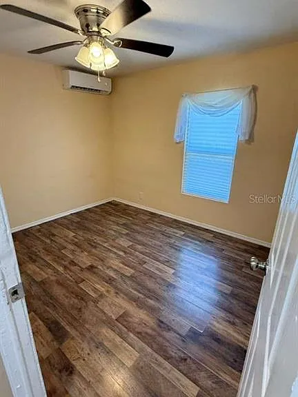 1703 Blanche Ave — Photo 11