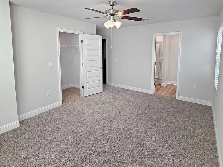 1306 Leeway Dr — Photo 5