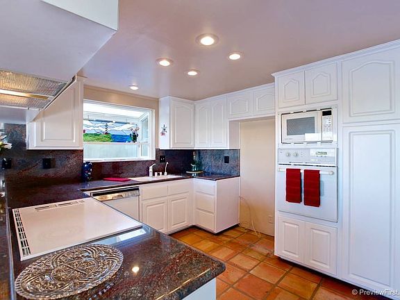 Fantastic Kitchen boasting granite counters & Ocean Views!