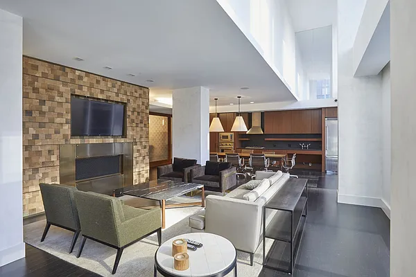 Rented by Vornado Realty Trust | media 37